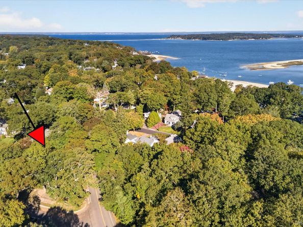 320 Harrison Drive, Centerport NY 11721