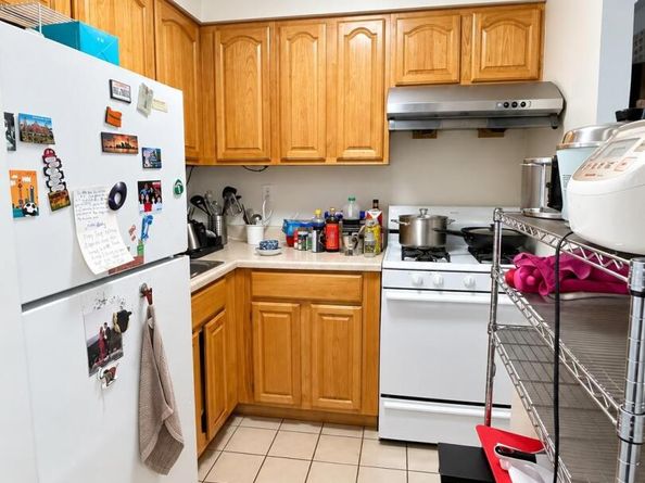 42-42 Union Street 1D, Flushing NY 11355