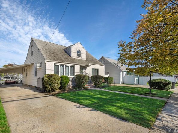 53 Westbury Avenue, Carle Place NY 11514
