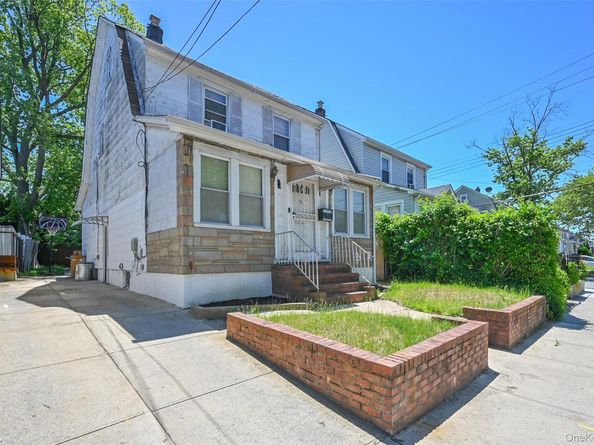 18806 Mangin Avenue, Saint Albans NY 11412