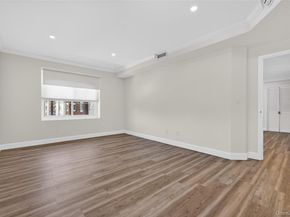 242 Maple Avenue 419, Westbury NY 11590