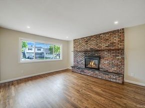 5 Cheryl Lane, North Babylon NY 11703