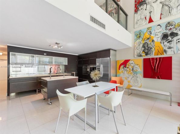 6000 Collins Ave 132, Miami Beach FL 33140