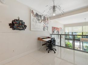 6000 Collins Ave 132, Miami Beach FL 33140