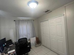 545 NW 136th St, North Miami FL 33168