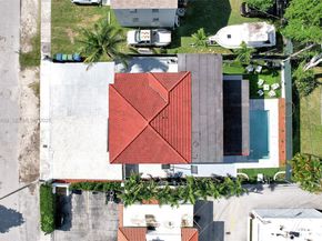 3711 SW 27th Ter, Miami FL 33134