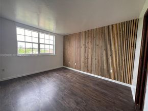9715 Fontainebleau Blvd E308, Miami FL 33172