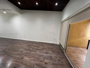 9715 Fontainebleau Blvd E308, Miami FL 33172