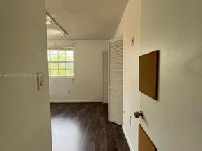 9715 Fontainebleau Blvd E308, Miami FL 33172