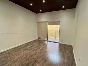 9715 Fontainebleau Blvd E308, Miami FL 33172