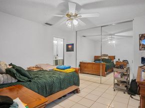 5800 W Fernley Dr Drive W 40, West Palm Beach FL 33415