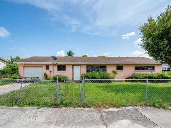 822 NW 15th St, Homestead FL 33030