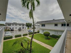 3280 Cynthia Ln 205, Lake Worth FL 33461