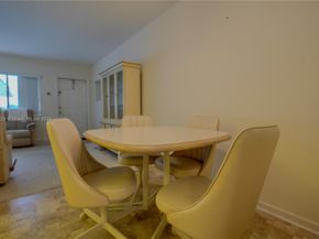 3280 Cynthia Ln 205, Lake Worth FL 33461