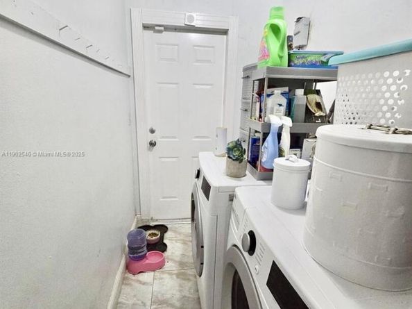 627 E 45th St, Hialeah FL 33013
