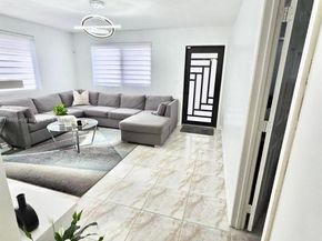 627 E 45th St, Hialeah FL 33013
