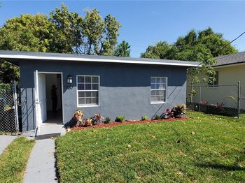 1887 NW 66th St