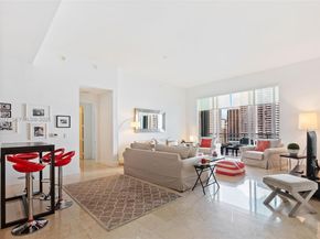 900 Brickell Key Blvd 2002, Miami FL 33131