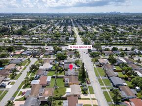 8941 NW 25th Ct, Sunrise FL 33322