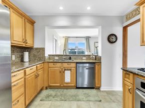 8941 NW 25th Ct, Sunrise FL 33322