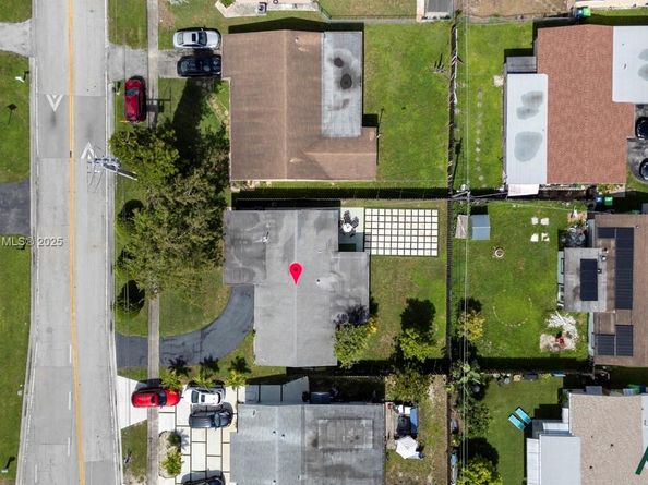 8941 NW 25th Ct, Sunrise FL 33322
