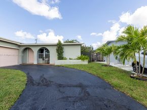 8941 NW 25th Ct, Sunrise FL 33322