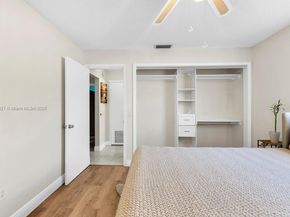 8941 NW 25th Ct, Sunrise FL 33322