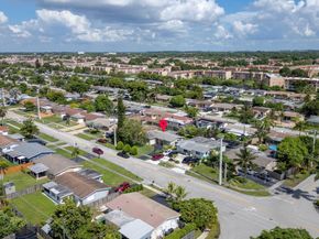 8941 NW 25th Ct, Sunrise FL 33322