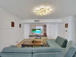 3530 Mystic Pointe Dr 2002, Aventura FL 33180