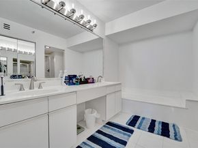 3530 Mystic Pointe Dr 2002, Aventura FL 33180