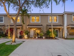 716 SW 122nd Ave, Pembroke Pines FL 33025
