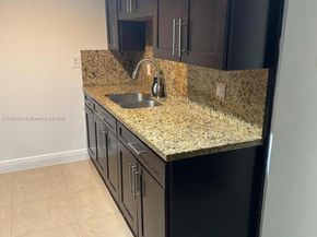 18101 NW 68th Ave D207, Hialeah FL 33015