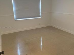 18101 NW 68th Ave D207, Hialeah FL 33015