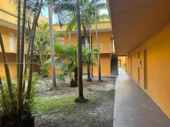 18101 NW 68th Ave D207, Hialeah FL 33015