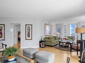 21205 Yacht Club Dr 2403, Aventura FL 33180