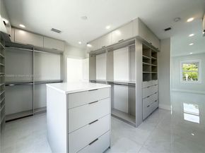 927 SW 18th Ave, Miami FL 33135