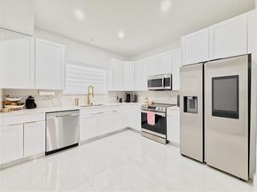 927 SW 18th Ave, Miami FL 33135