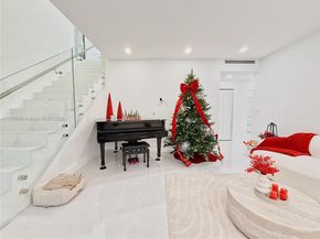 927 SW 18th Ave, Miami FL 33135