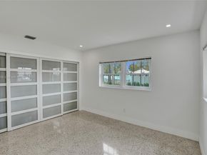 2125 Alamanda Dr, North Miami FL 33181