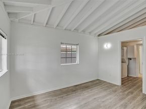 2125 Alamanda Dr, North Miami FL 33181