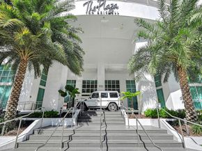 950 Brickell Bay Dr 3605, Miami FL 33131