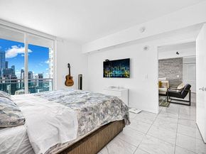 950 Brickell Bay Dr 3605, Miami FL 33131