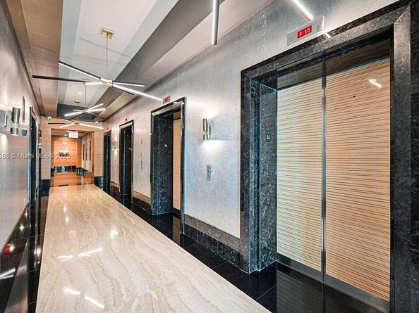 950 Brickell Bay Dr 3605, Miami FL 33131