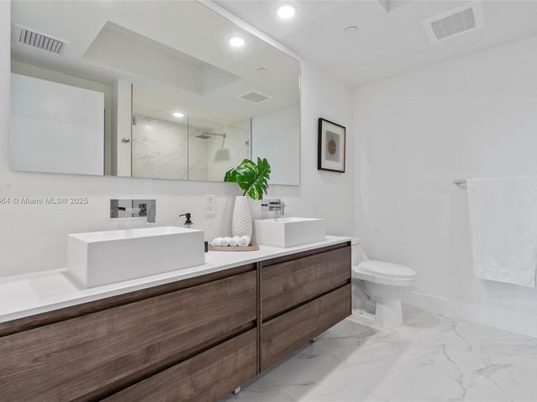 475 SE 1 Street 808B, Pompano Beach FL 33060