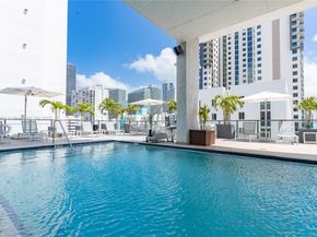 229 SW 9th 2, Miami FL 33130