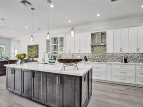 3695 W Gardenia Ave, Weston FL 33332