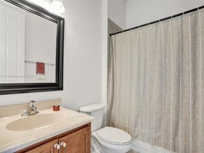 3695 W Gardenia Ave, Weston FL 33332
