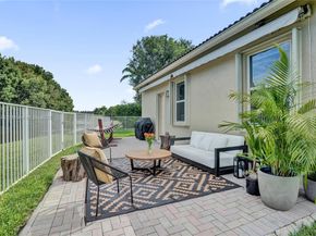 3695 W Gardenia Ave, Weston FL 33332