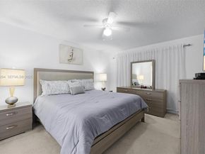 900 SW 142nd Ave 306L, Pembroke Pines FL 33027