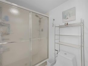 900 SW 142nd Ave 306L, Pembroke Pines FL 33027